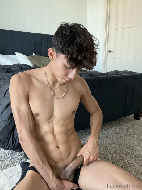 Nagie wyciekłe zdjęcie OnlyFans od Lucaambrose
