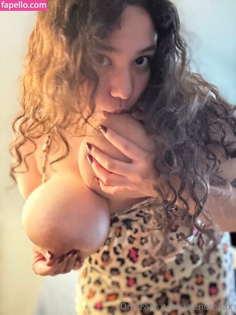 Nagie wyciekłe zdjęcie OnlyFans od Lalenoraaa