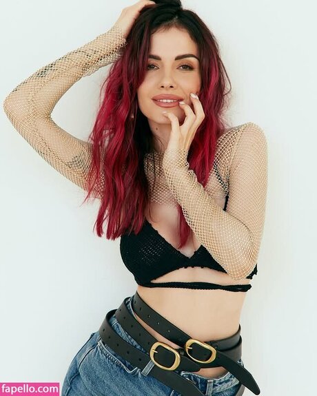 Nagie wyciekłe zdjęcie OnlyFans od Mamarika