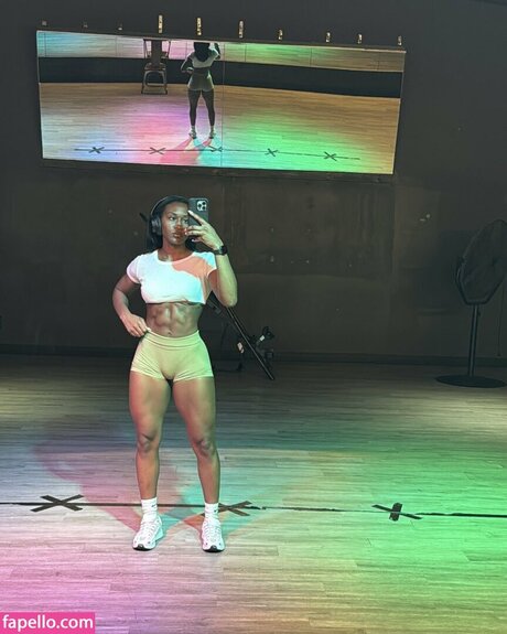 Nagie wyciekłe zdjęcie OnlyFans od Tiara Howard