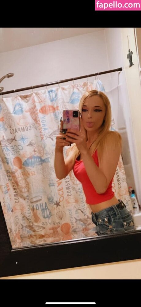 Kelly Lyn