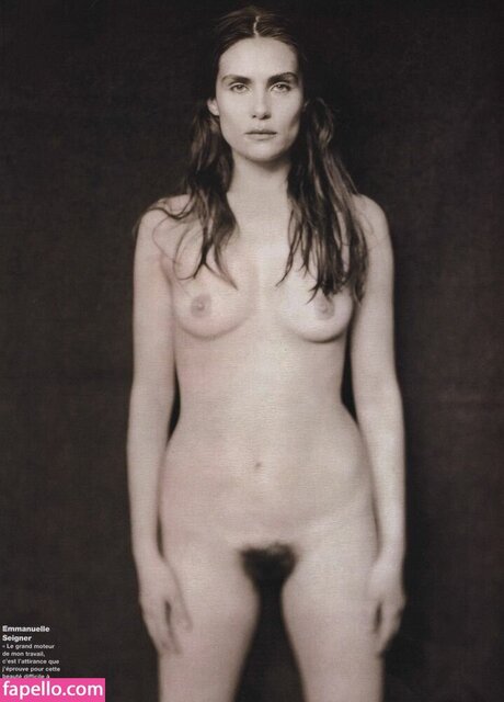 Nagie wyciekłe zdjęcie OnlyFans od Emmanuelle Seigner