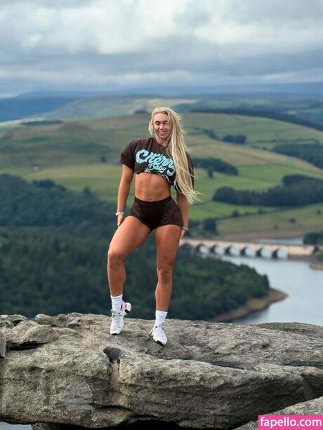 Nagie wyciekłe zdjęcie OnlyFans od Livi Sheldon