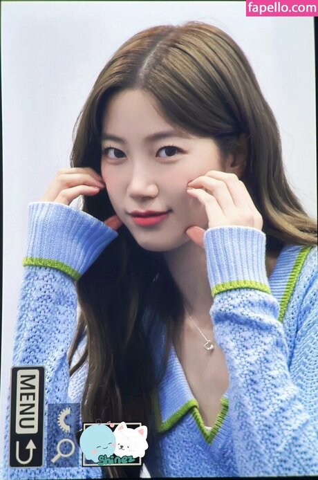 Kazuha Nakamura 中村 一葉