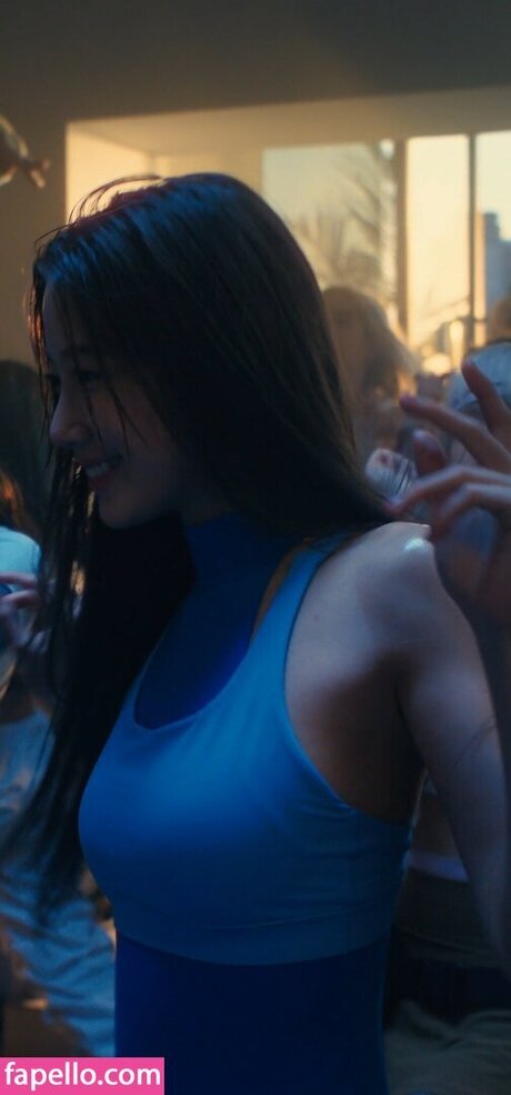 Kazuha Nakamura 中村 一葉