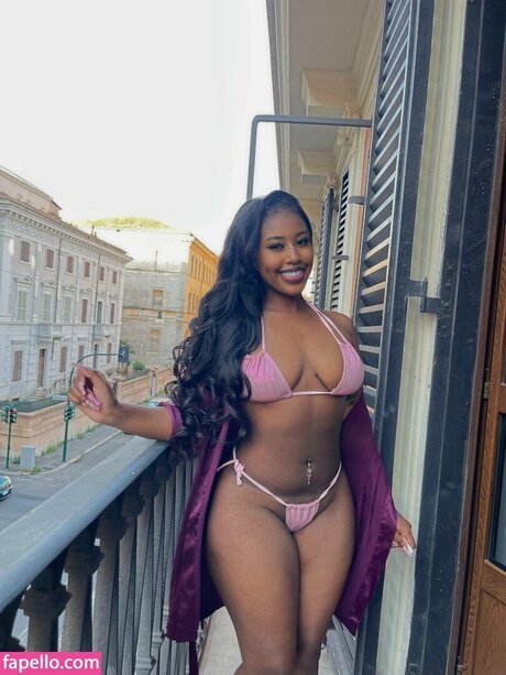 Nagie wyciekłe zdjęcie OnlyFans od Yungnena