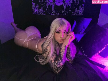 Nagie wyciekłe zdjęcie OnlyFans od Definitelylanie