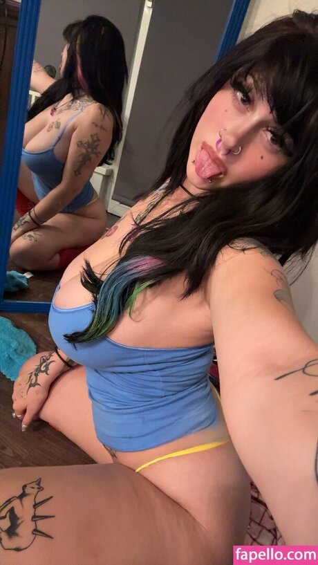 Nagie wyciekłe zdjęcie OnlyFans od Codeinecassidy