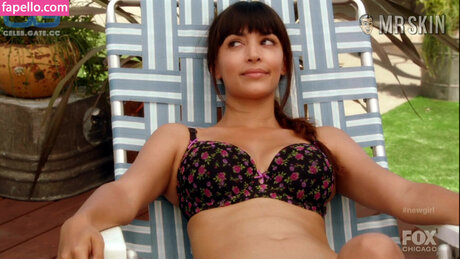 Hannah Simone