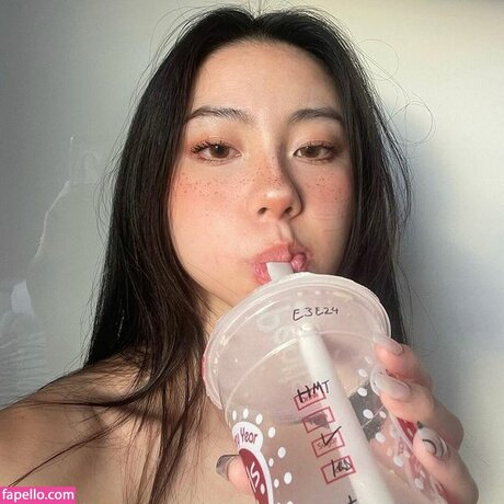 Nagie wyciekłe zdjęcie OnlyFans od Shirlizleee