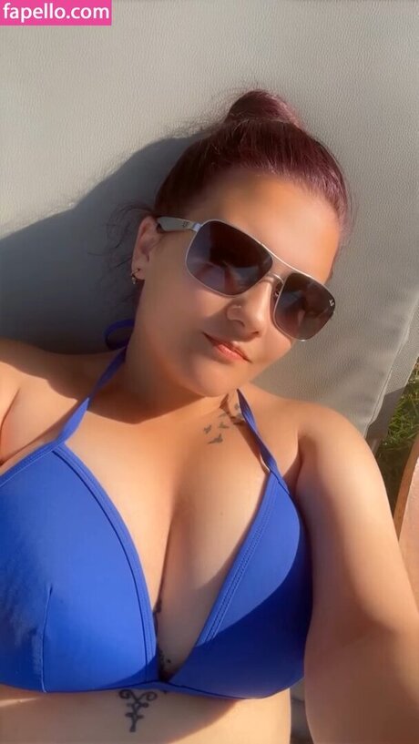 Nagie wyciekłe zdjęcie OnlyFans od Chelzbcfcburke