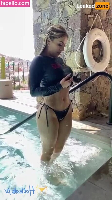 Nagie wyciekłe zdjęcie OnlyFans od Alemiar Rojas