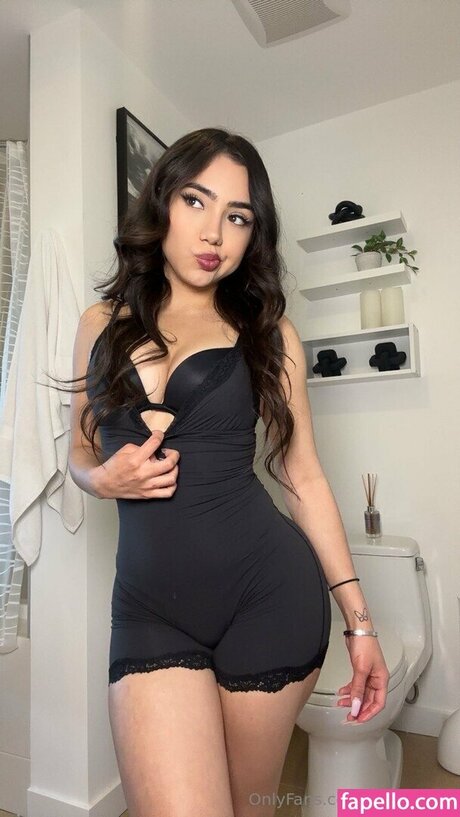 Nagie wyciekłe zdjęcie OnlyFans od Sopphiem