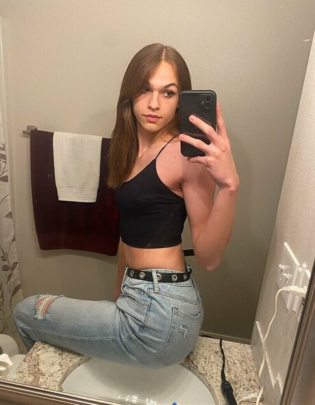 Nagie wyciekłe zdjęcie OnlyFans od Cadence Marang