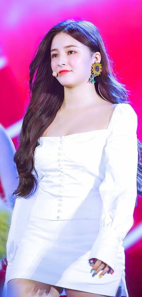 Nagie wyciekłe zdjęcie OnlyFans od Nancy Momoland