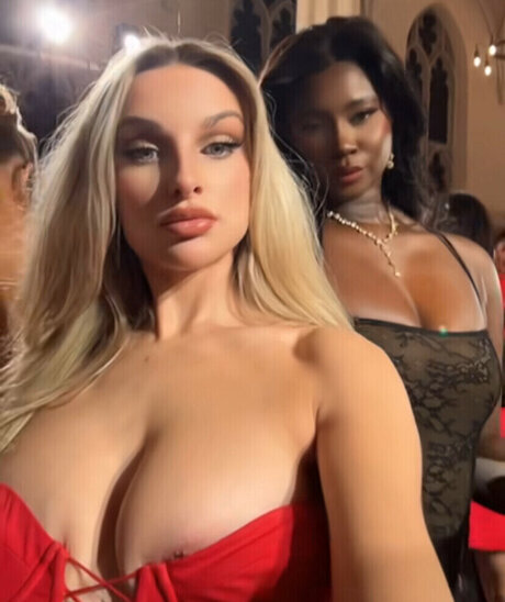 Nagie wyciekłe zdjęcie OnlyFans od Mogzxx