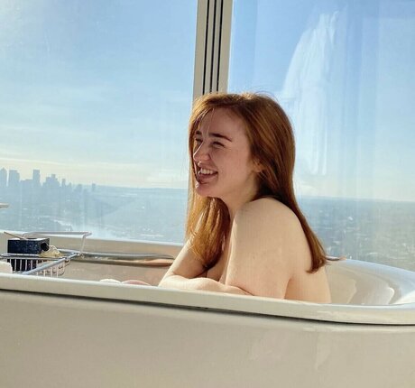 Nagie wyciekłe zdjęcie OnlyFans od Eleanor Neale