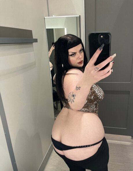Nagie wyciekłe zdjęcie OnlyFans od Elita Grey