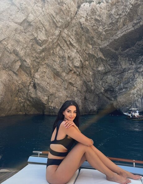 Mahlagha Jaberi