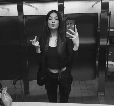 Nagie wyciekłe zdjęcie OnlyFans od Nic2hardo