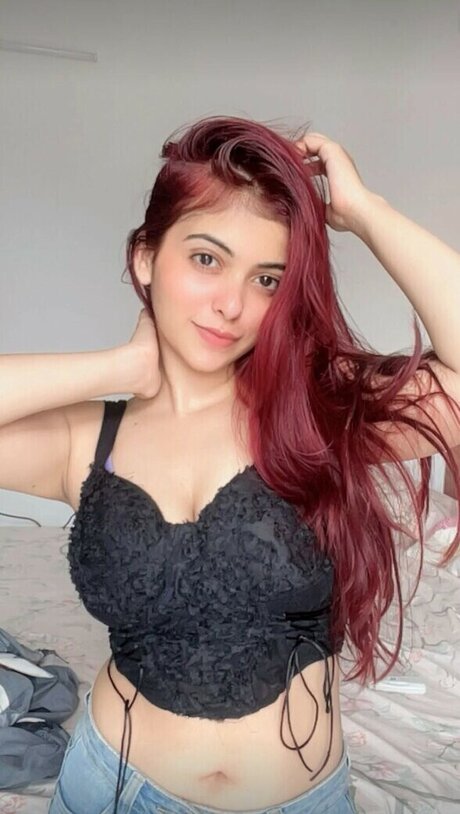 Nagie wyciekłe zdjęcie OnlyFans od Riya Pandey
