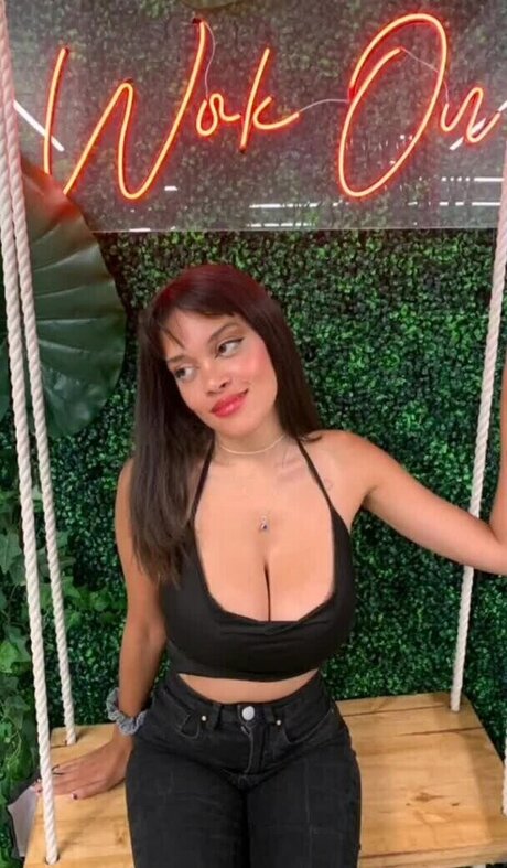 Nagie wyciekłe zdjęcie OnlyFans od Nakishka