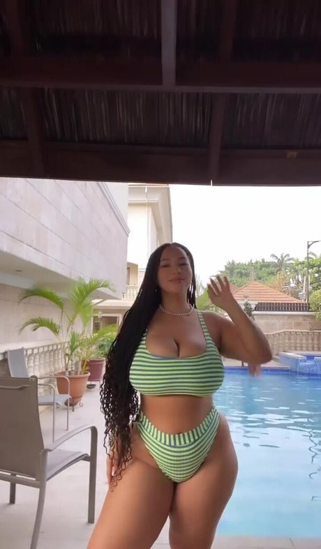 Nagie wyciekłe zdjęcie OnlyFans od Katelyn Folasade