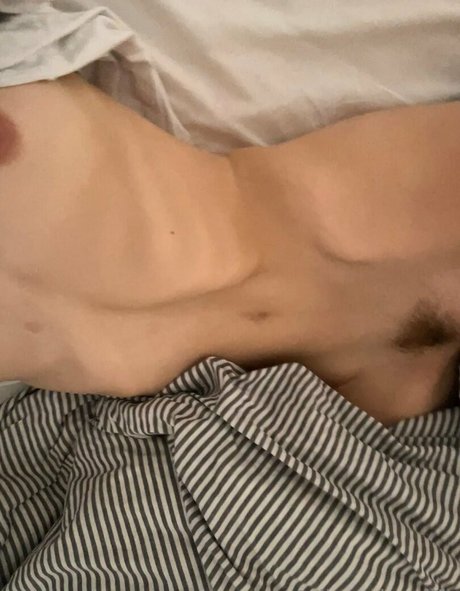 Nagie wyciekłe zdjęcie OnlyFans od Dineydoeslife