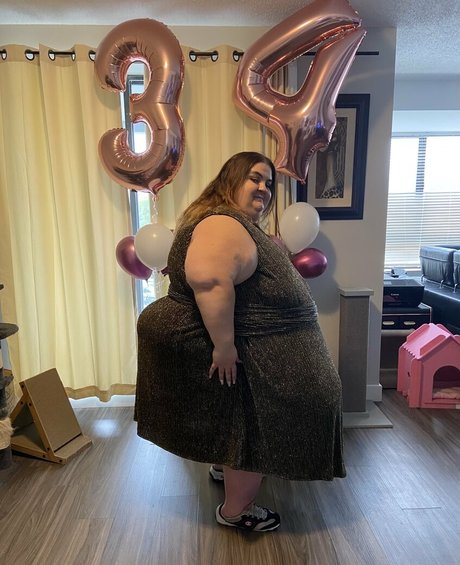 Nagie wyciekłe zdjęcie OnlyFans od Massivelysweet