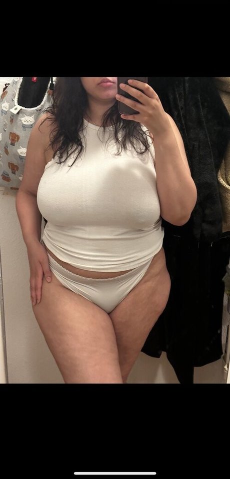 Nagie wyciekłe zdjęcie OnlyFans od Peachyara