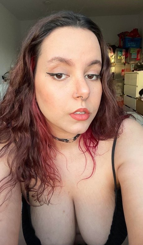 Nagie wyciekłe zdjęcie OnlyFans od Peachyara