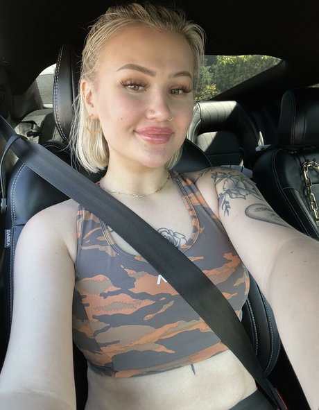 Nagie wyciekłe zdjęcie OnlyFans od Leeza