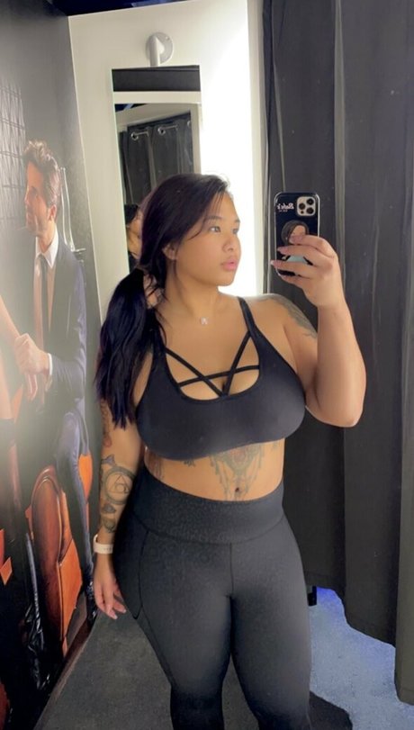 Nagie wyciekłe zdjęcie OnlyFans od Desireedeep
