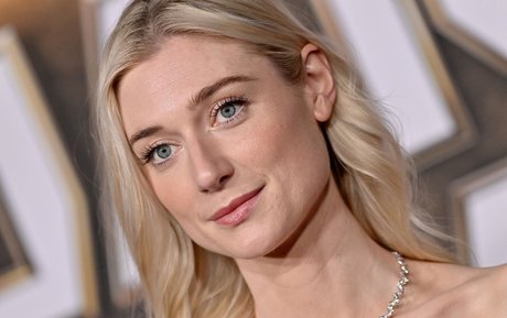 Nagie wyciekłe zdjęcie OnlyFans od Elizabeth Debicki
