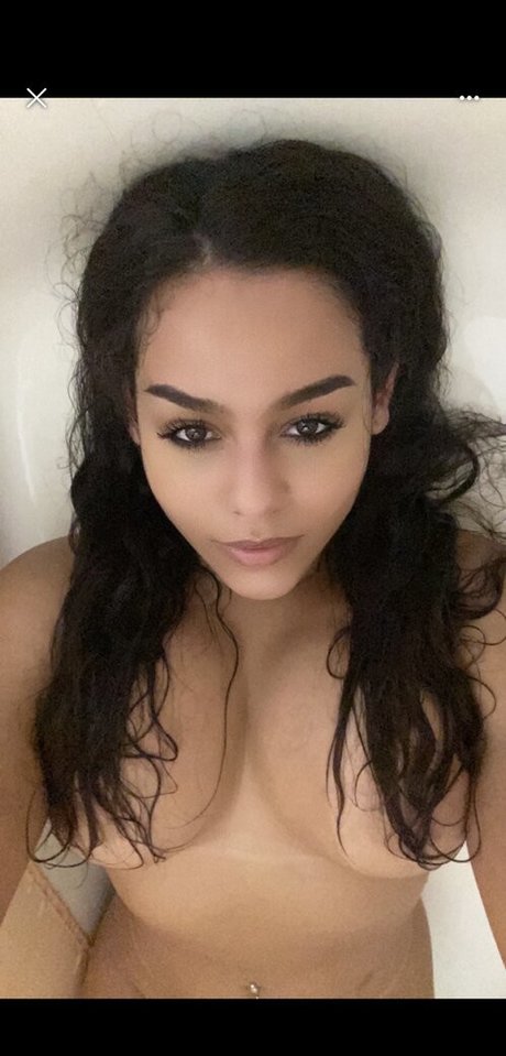 Nagie wyciekłe zdjęcie OnlyFans od Gabby B