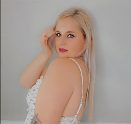 Nagie wyciekłe zdjęcie OnlyFans od Hummingbird
