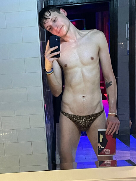 Nagie wyciekłe zdjęcie OnlyFans od Damin Triton