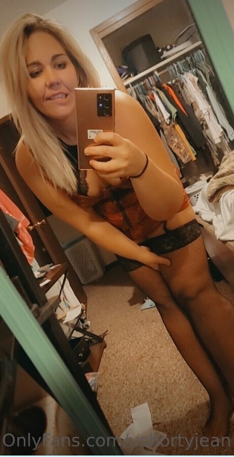 Nagie wyciekłe zdjęcie OnlyFans od Sarah Jean
