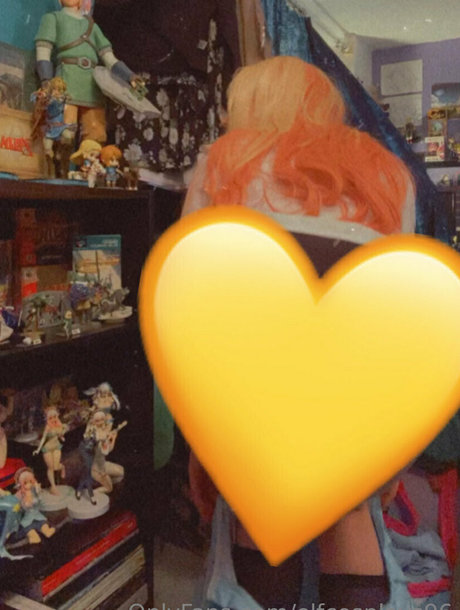 Nagie wyciekłe zdjęcie OnlyFans od Elfcosplays96