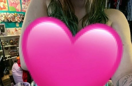 Nagie wyciekłe zdjęcie OnlyFans od Elfcosplays96