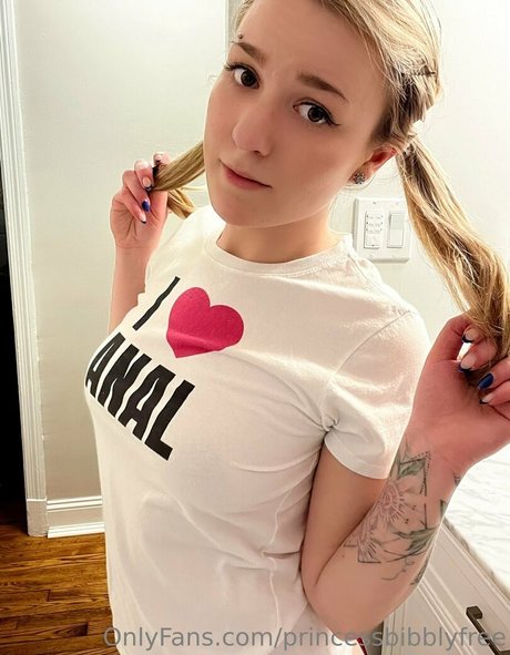Nagie wyciekłe zdjęcie OnlyFans od Princessbibblyfree