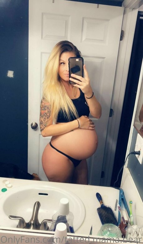 Nagie wyciekłe zdjęcie OnlyFans od Tattedmamabear