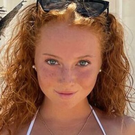 Nagie wyciekłe zdjęcie OnlyFans od Ilonaaln