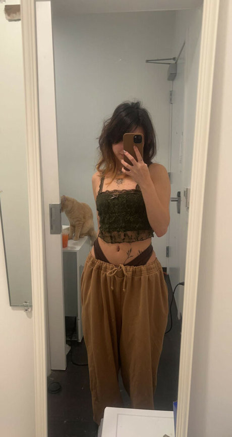 Nagie wyciekłe zdjęcie OnlyFans od Rachelzh