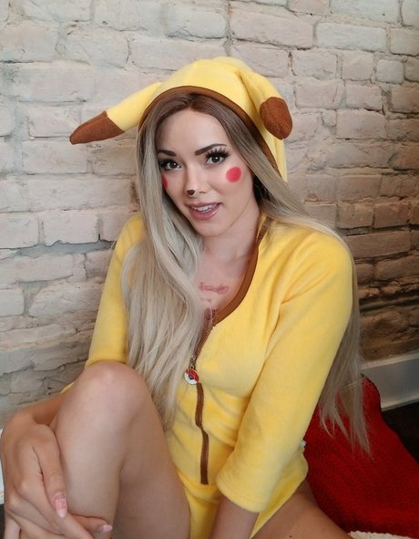 Joanie Brosas