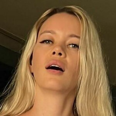 Nagie wyciekłe zdjęcie OnlyFans od Sofie Mills