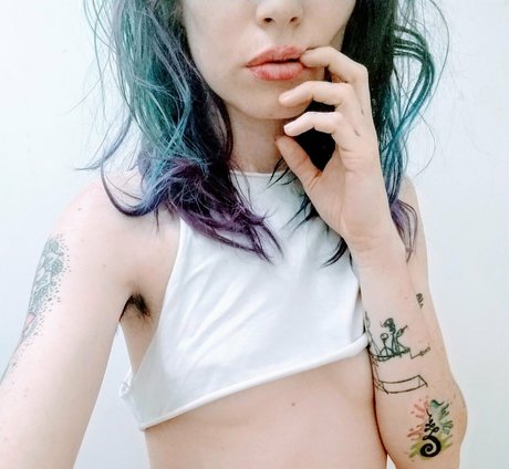 Nagie wyciekłe zdjęcie OnlyFans od Miiielcita