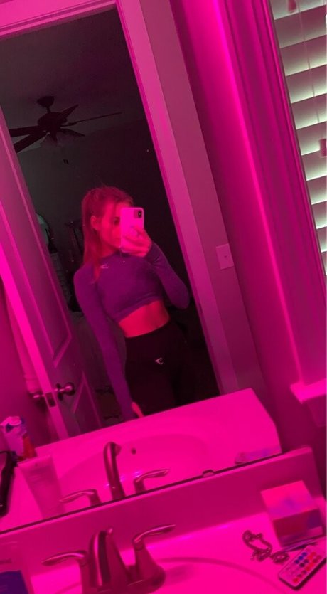 Nagie wyciekłe zdjęcie OnlyFans od Sarah Kate Stricker