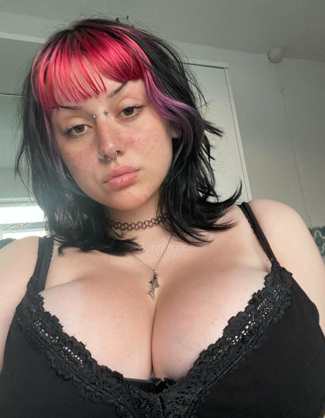 Nagie wyciekłe zdjęcie OnlyFans od Bunnifree