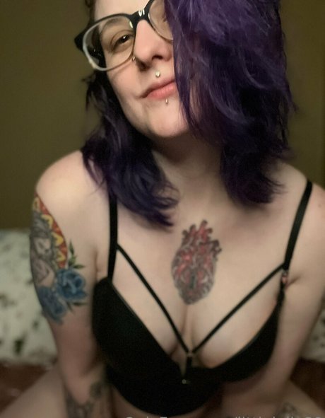 Nagie wyciekłe zdjęcie OnlyFans od Littlelolly89